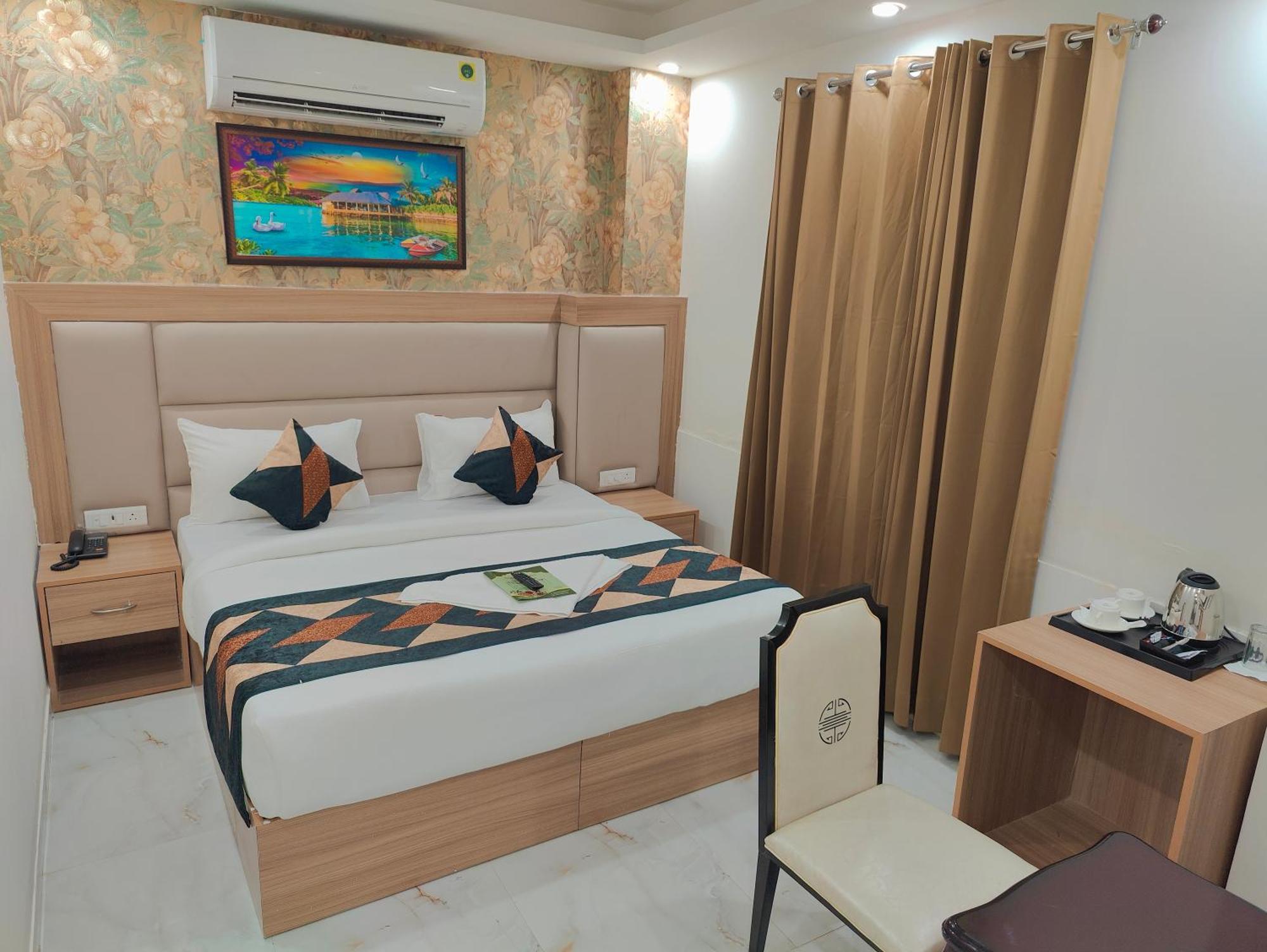 Couette-café Decent Suites Inn- Mahipalpur, Delhi Airport, Aerocity New Delhi
