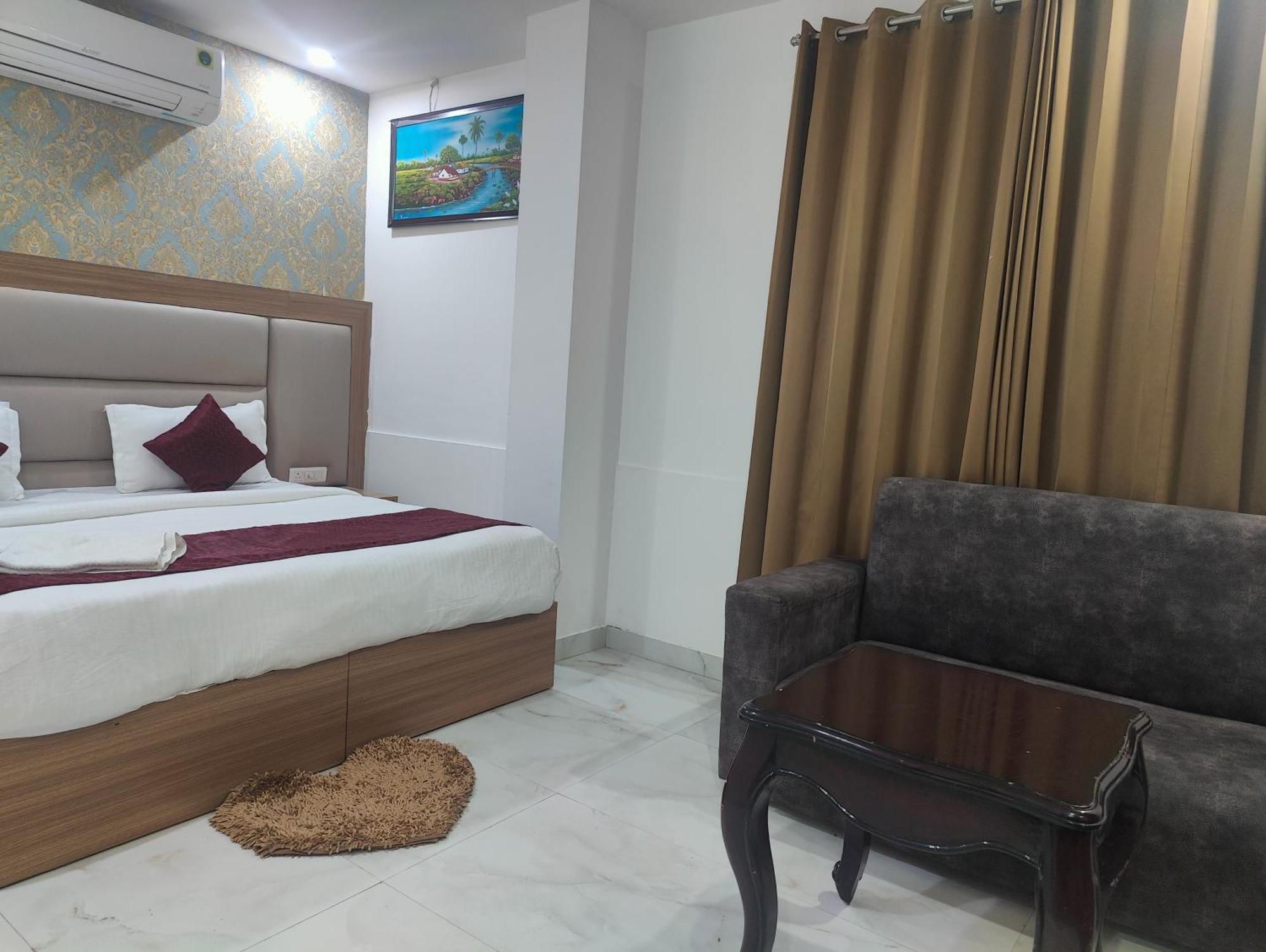 Couette-café Decent Suites Inn- Mahipalpur, Delhi Airport, Aerocity New Delhi